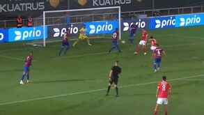 Os jogadores que representaram Barcelona e Galatasaray: lembra-se de todos?