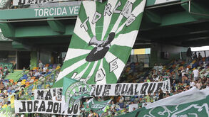 Torcida Verde manifesta-se contra 