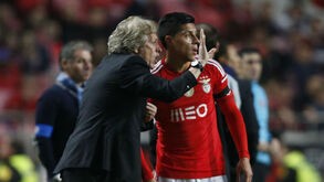 Enzo Pérez conhece bem Jorge Jesus e avisa na Argentina: «Taticamente é um monstro»