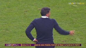 Fábio Silva esqueceu-se da 'roda' e levou 'nas orelhas' de Conceição