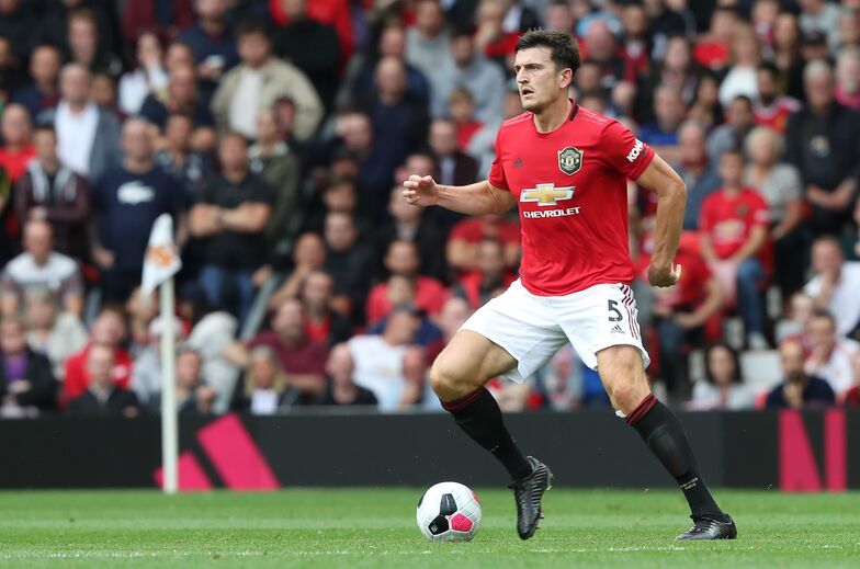 Maguire (Manchester United) – foi o defesa mais caro de sempre, custou cerca de 87 milhões de euros ao Manchester United e ainda não conseguiu impor a autoridade que era suposta e que tanto o destacou no Leicester.