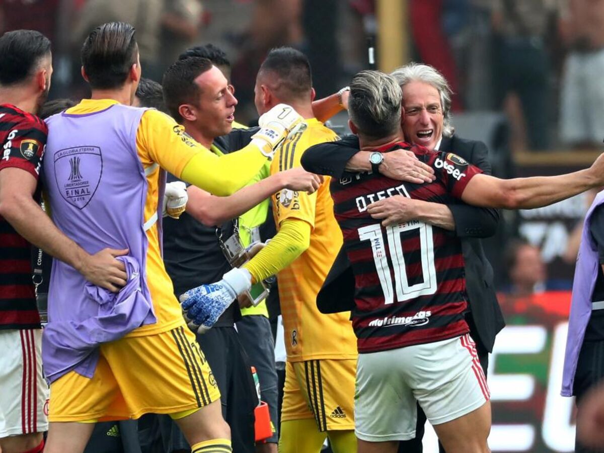 Titular do Flamengo tem reviravolta incrível na carreira