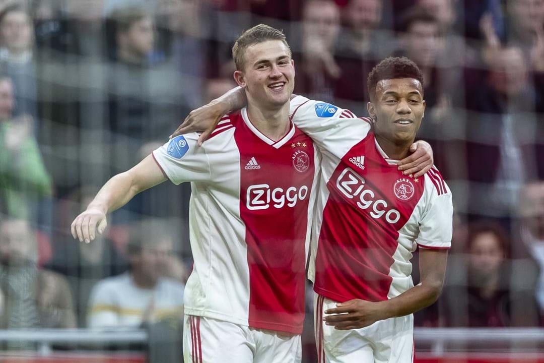2018 - Matthijs de Ligt (Ajax) - Se mostró en el Ajax que encantó a Europa en la Champions League y al año siguiente se dirigió a la Juventus