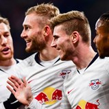 Leipzig goleia e sobe ao segundo lugar da liga alemã ates da receção ao Benfica