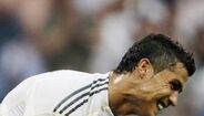 Real Madrid - Deportivo (29/08/09), 3-2 - Primeiro golo e primeiro jogo pelo Real Madrid. Na estreia, marcou o 2-1, aos 35 minutos, de penálti.