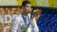 Real Madrid - Kashima Antlers (18/12/16), 4-2ap - Coroou o seu terceiro título mundial de clubes com um hat-trick, aos 60, 98 e 104 minutos.