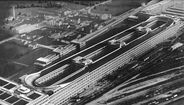 Local escolhido como cenário foi a pista de testes construída em 1926 por cima do edifício principal do complexo fabril da Fiat em Lingotto, Turim.