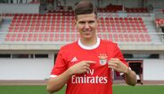 Jevsenak, 16 anos