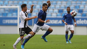Feirense-Nacional, 1-1: Jogo com expulsões e pénaltis desperdiçados