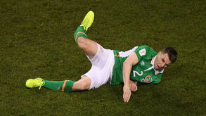 André Gomes é a última vítima da 'maldição' no Everton: três horríveis fraturas em três anos