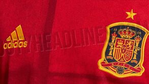 Assim é a camisola que a seleção de Espanha vai vestir no Euro'2020