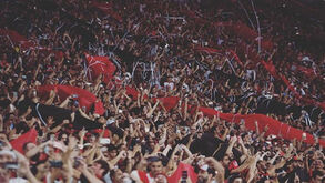 Final da Libertadores em Lima gera revolta nos adeptos do Flamengo
