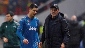 As imagens de um jogo estranho para Ronaldo: do golo a meias ao bate-boca visto de outro ângulo