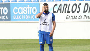 Tiago Mesquita com suspeita de lesão muscular
