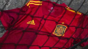 Oficial: assim é a camisola que Espanha vai vestir no Euro'2020