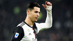 Cristiano Ronaldo foi para casa antes do Juventus-Milan terminar 