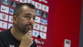 Diego Martínez renova até 2021