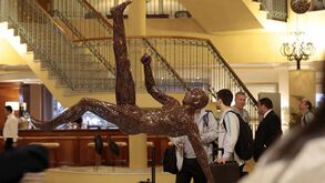 Pontapé de bicleta de Cristiano Ronaldo eternizado em estátua