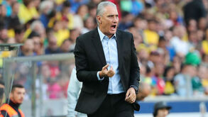Tite revela como foi a discussão com Messi