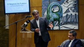 Bruno de Carvalho pede humildade a Jorge Jesus