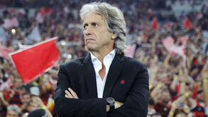 Juanfran joga no São Paulo mas reconhece: «Jorge Jesus é um treinador inteligente»