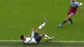 O segundo golo do Tottenham: ação de Dele Alli fundamental para a conclusão de Lucas Moura