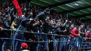 Desacatos entre claques do Benfica obrigam a intervenção policial em Vizela
