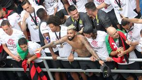 Conquista de Jorge Jesus vale ao Flamengo a ida a dois Mundiais de Clubes