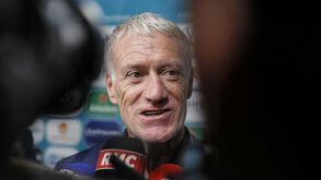 Deschamps: «Fernando Santos é um espertalhão... já o conheço»