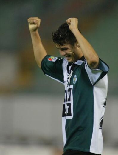 Sporting - Moreirense (07/10/02), 3-0 - Primeiros golos como profissional e primeiros golos pelo Sporting. Marcou o segundo golo, aos 34 minutos, e o terceiro, aos 90+5, depois de Kutuzov inaugurar o marcador, aos 30.