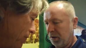 Jorge Jesus ficou quase sem palavras: treinador adversário foi ao balneário do Flamengo dar os parabéns