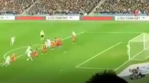 O livre de Neymar que deu o mote para a reviravolta frente ao Montpellier