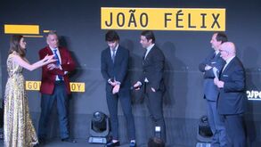 Dirigente do Atlético Madrid revela que quatro equipas queriam pagar cláusula de João Félix