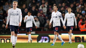 Liverpool utiliza onze mais jovem de sempre e acaba... goleado