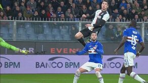 Paulo Futre nem queria acreditar no salto de Ronaldo: «35 anos? O que é isto? 'Ganda' bicho!»