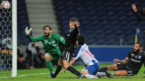 A crónica do FC Porto-Santa Clara, 1-0: até à última gota de chuva