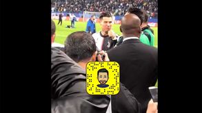 Ronaldo 'aprova' cântico de adepto que gritava por Messi