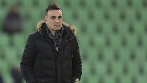 Brasileiros colocam Peseiro e Carvalhal na rota do Atlético Mineiro