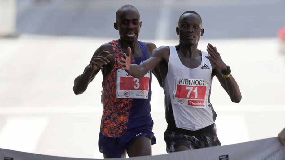Quenianos vencem as corridas masculina e feminina da São Silvestre de São Paulo