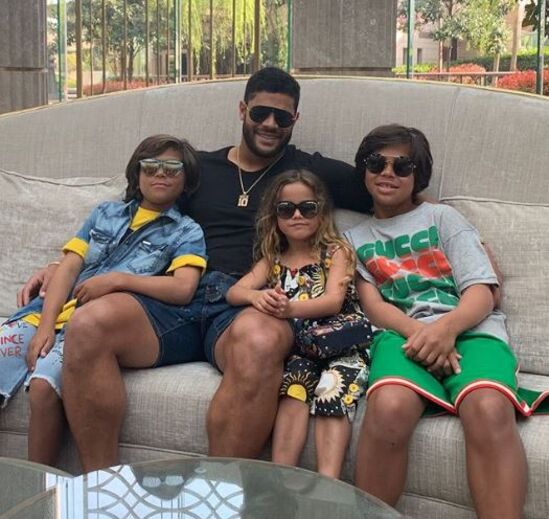 Hulk com os filhos