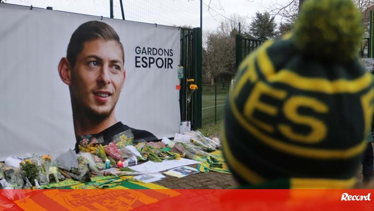 Pedido da mãe de Emiliano Sala um ano após a morte do jogador: «Que seja  feita justiça!» - Internacional - Jornal Record