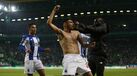 Soares cabeceou sozinho na área do Sporting e recolocou o FC Porto na frente