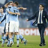 Lazio vence Nápoles e pressiona líderes em Itália
