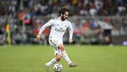 Isco - O desaparecimento de Isco no Real Madrid surtiu o interesse de vários colossos no criativo espanhol. Segundo a imprensa espanhol e inglesa, o Liverpool pode estar na frente da corrida pelo médio merengue.