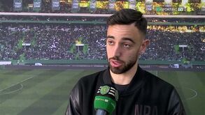 Bruno Fernandes em lágrimas na despedida do Sporting