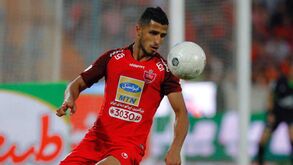 Ali Alipour é desejado para reforçar o ataque