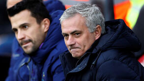 Mourinho longe do mercado: «O Mundo não acaba no final da época»