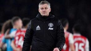 Solskjaer responde a Van Persie: «Roubou-me a camisola 20 no United»