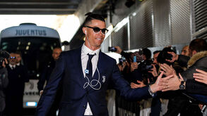 O arrojado look de Ronaldo no primeiro jogo da Juventus em 2020