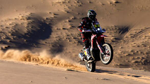 Ricky Brabec vence terceira etapa do Dakar e sobe à liderança das motas